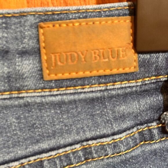 Judy Blue Jeans style 21020k size 31 - Picture 6 of 9